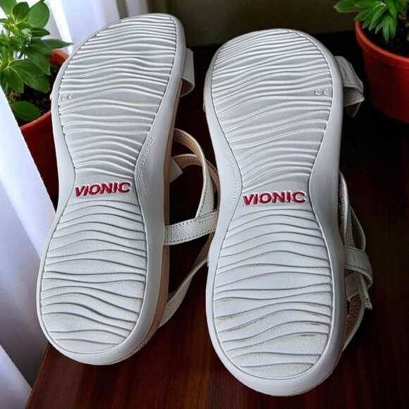 VIONIC ( 10 ) MIKAH White Leather Backstrap Sandal Pearl Detail 3-Zone Comfort - Picture 13 of 15